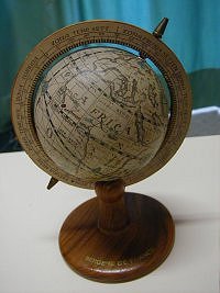 Globe terrestre de bureau